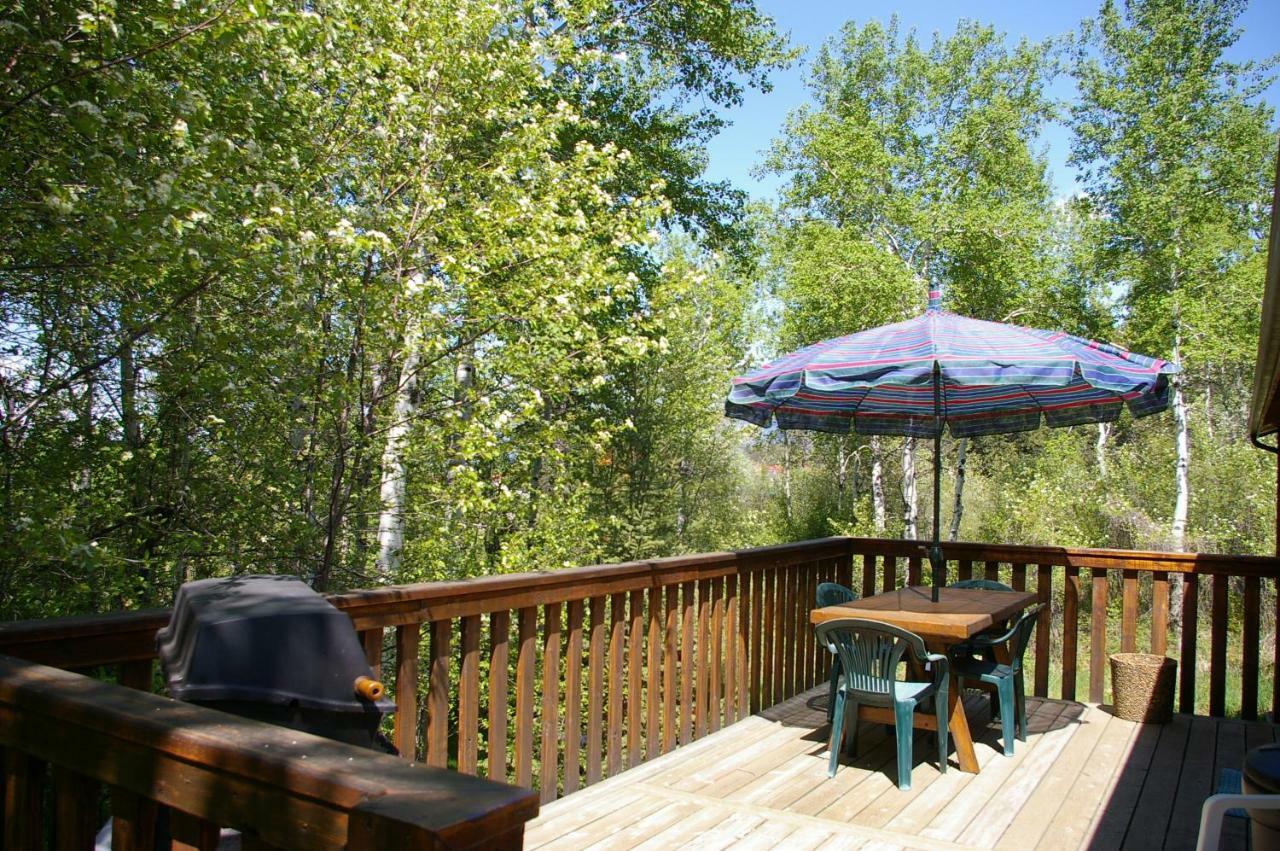 Creekside Cabin Fairmont Hot Springs Exterior foto